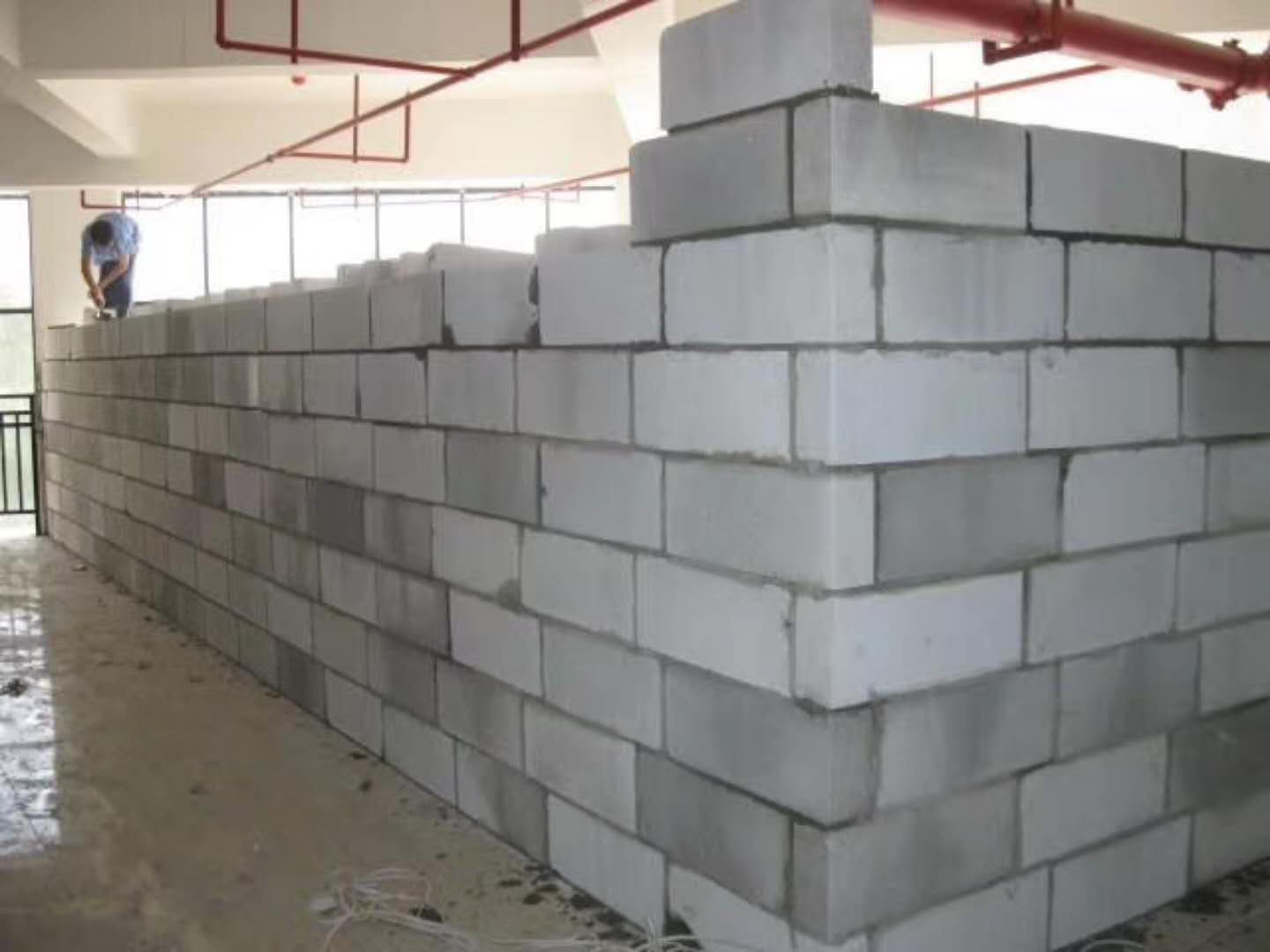 信阳蒸压加气混凝土砌块承重墙静力和抗震性能的研究
